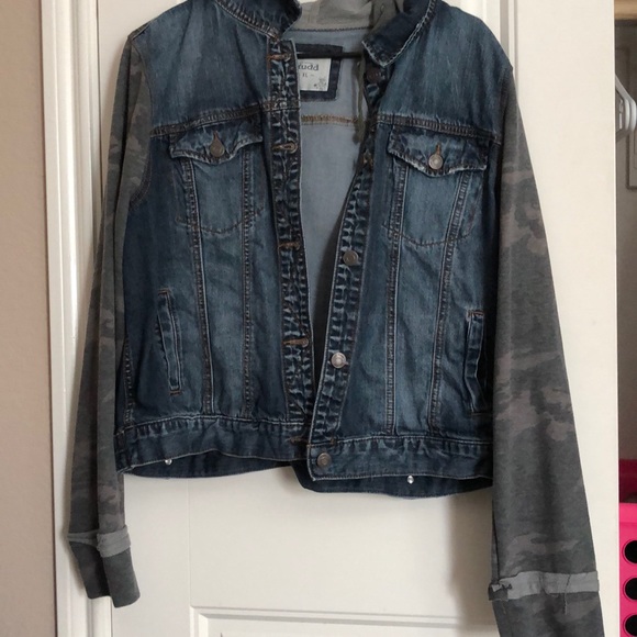 denim jacket camo sleeves